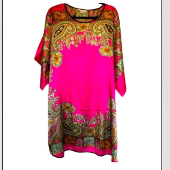 Tian Bao Gong Tops - Tian Bao Gong  silk tunic large oversized pink paisley floral  Japanese brand